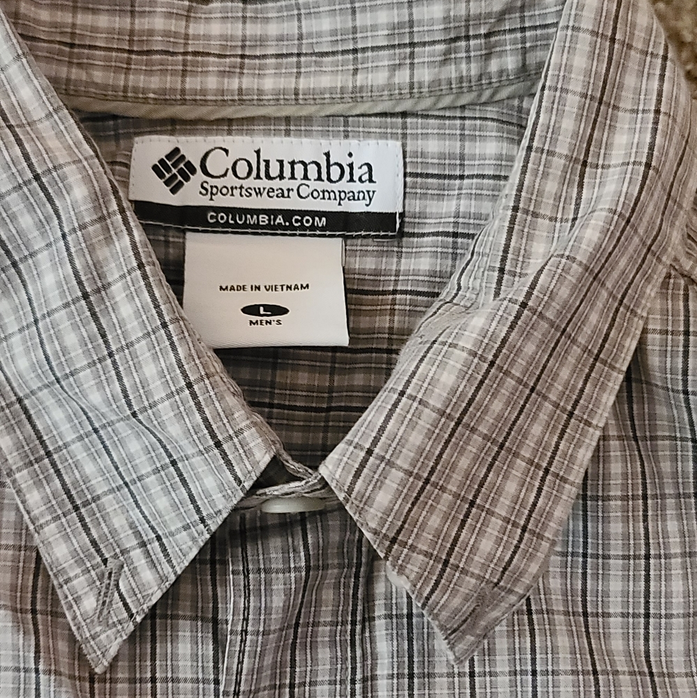 Mens Columbia short sleeve button up